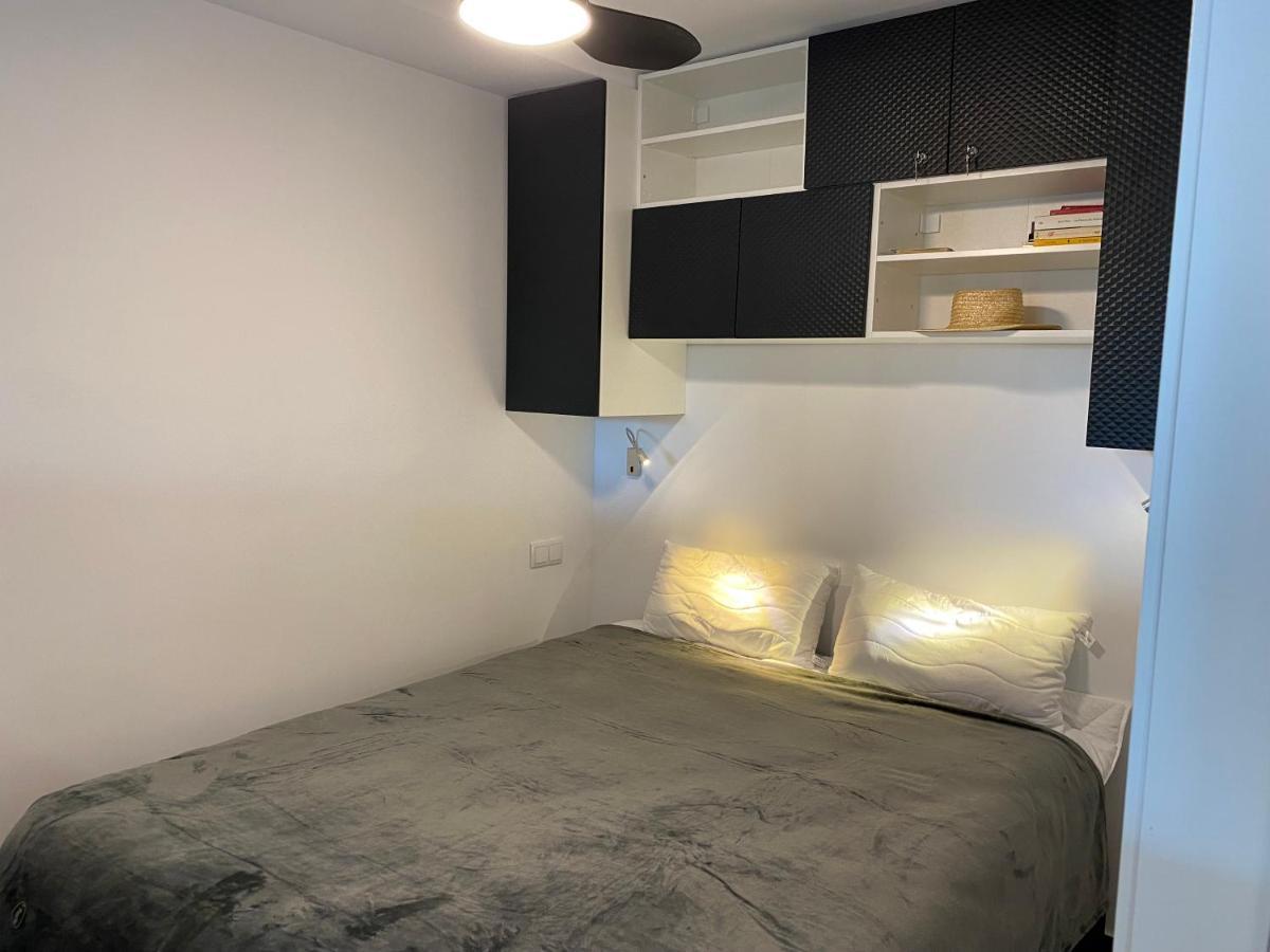 Apartament Per Parelles Reformat Amb Piscina 칼레냐 데 팔라푸르헬 외부 사진